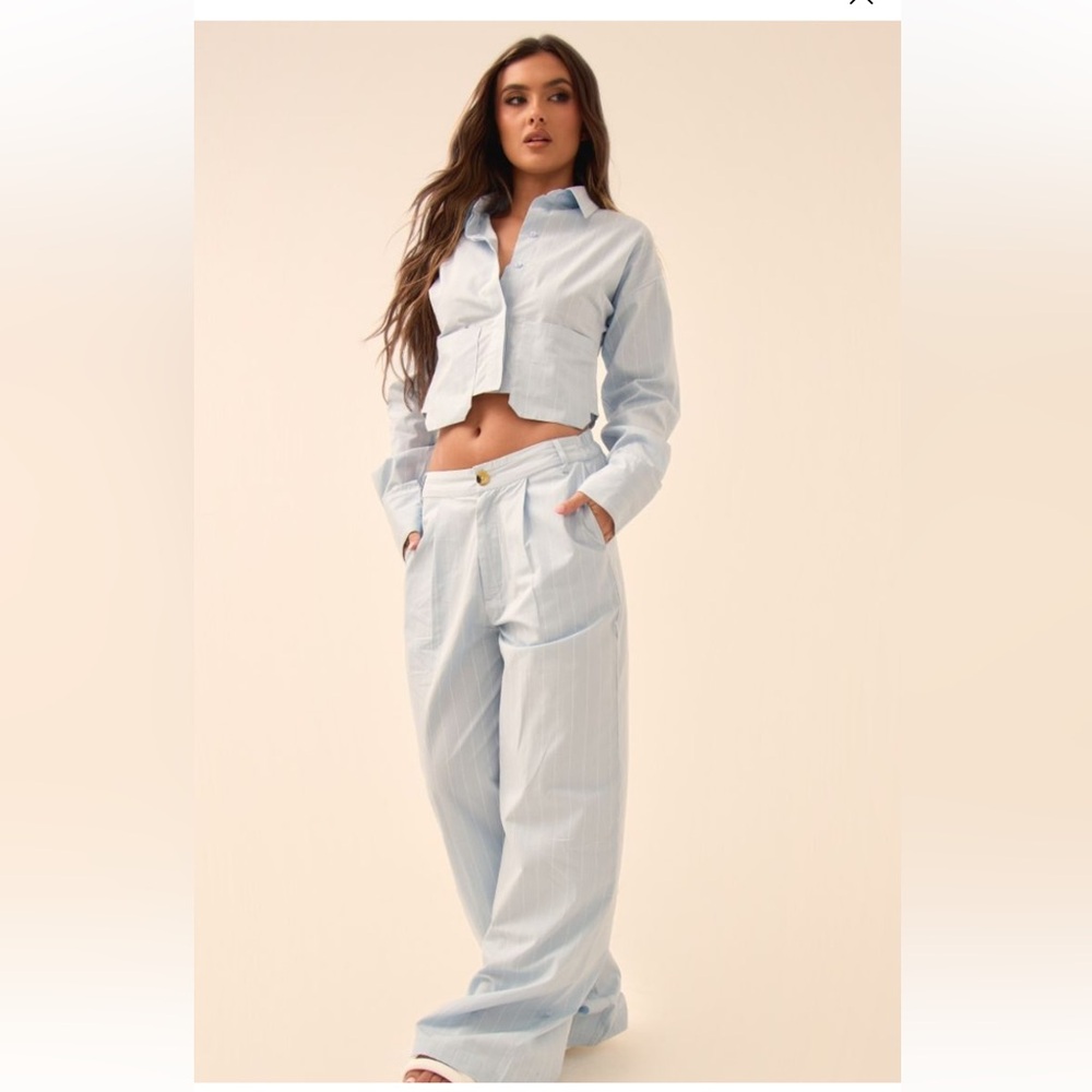 BLUE POPLIN PINSTRIPE  SET ( POCKET DETAIL CROPPED SHIRT+ WIDE LEG PANTS )